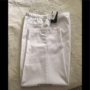 C&B Slacks white plus size 18 Short Misses NWT $36 Stretch microfiber ea…
